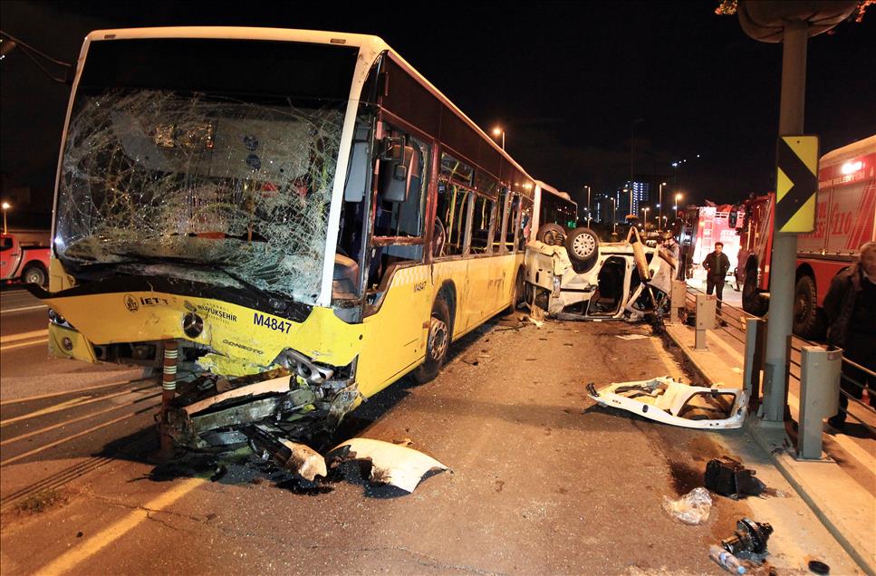 İstanbul'da trafik kazası: 5 ölü, 5 yaralı