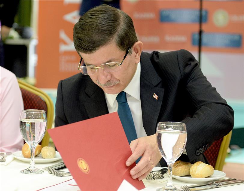 Başbakan Davutoğlu İstanbul'da