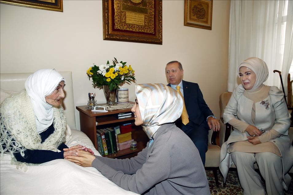 Erdoğan ailesinden ziyaret