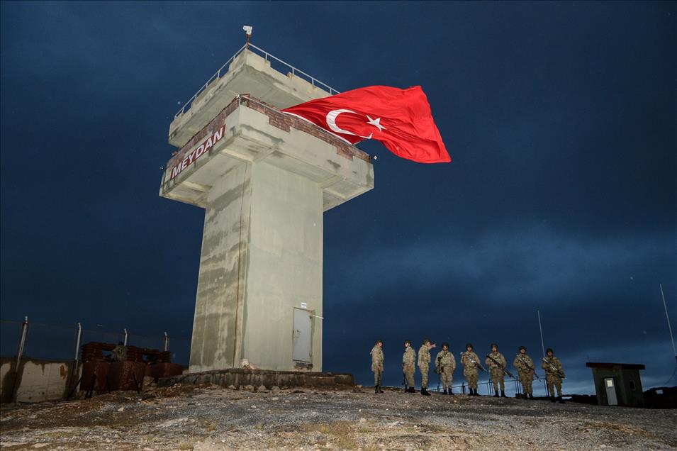 Bulutlar n zerinde Vatan Savunmas Anadolu Ajans 
