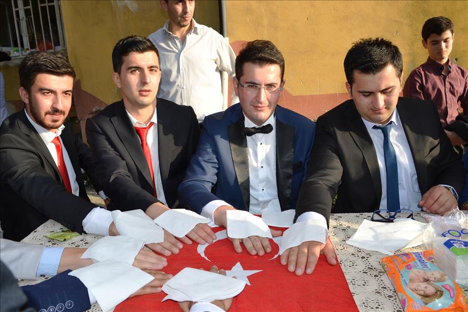 "Güvey başı dolama" geleneği düğünlere renk katıyor
