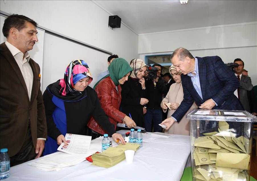 Cumhurbaşkanı Erdoğan oyunu kullandı
