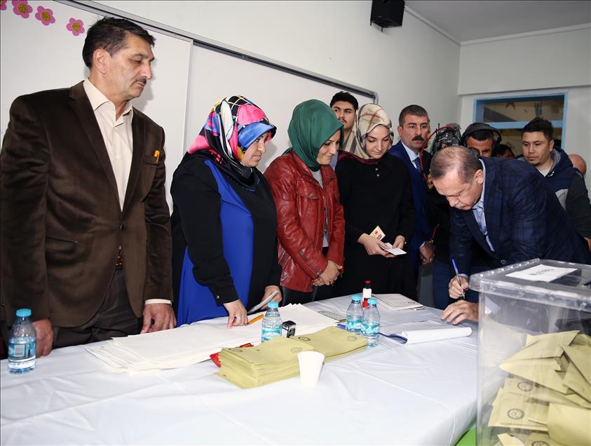 Cumhurbaşkanı Erdoğan oyunu kullandı