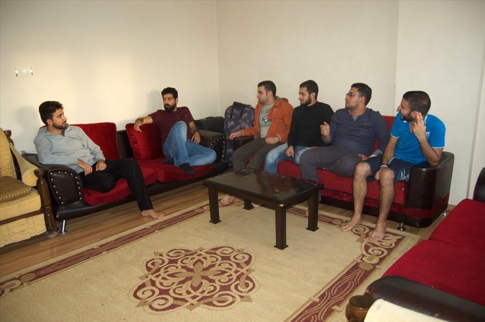 Savaş mağduru Suriyeli üniversitelilerin okuma azmi