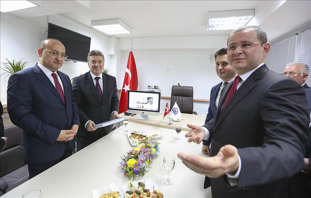 Başbakan Yardımcısı Akdoğan, AA'nın Üsküp ofisini açtı