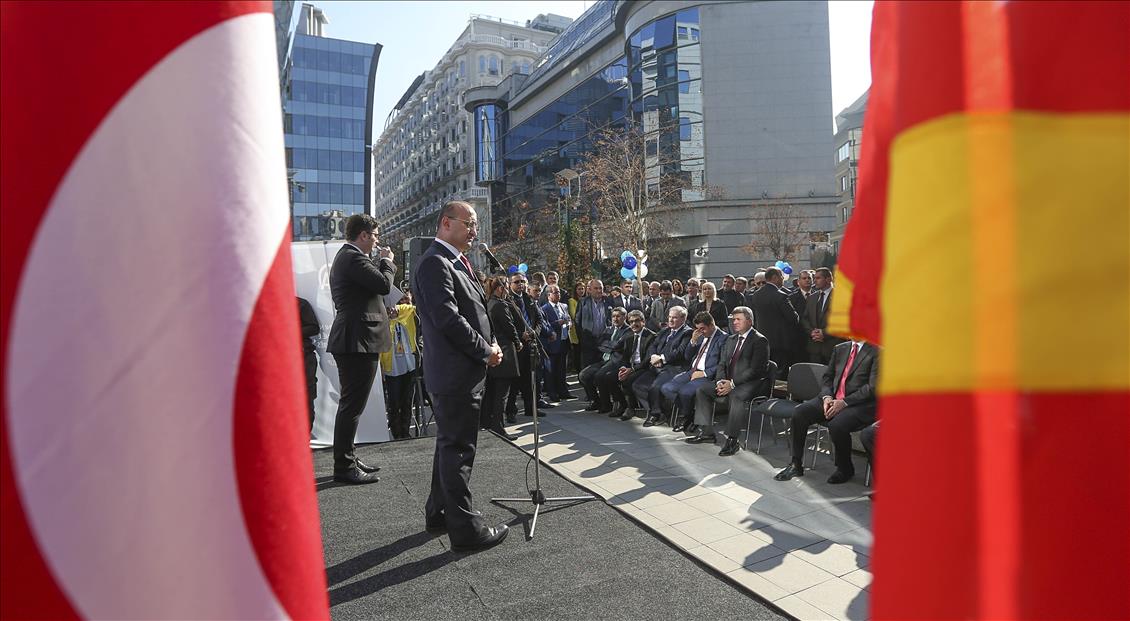 Başbakan Yardımcısı Akdoğan, AA'nın Üsküp ofisini açtı