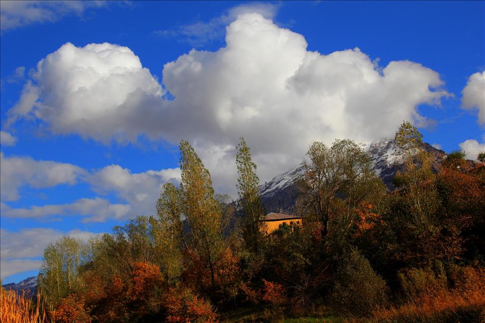 Hakkari'nin doğal güzelleri görenleri büyülüyor