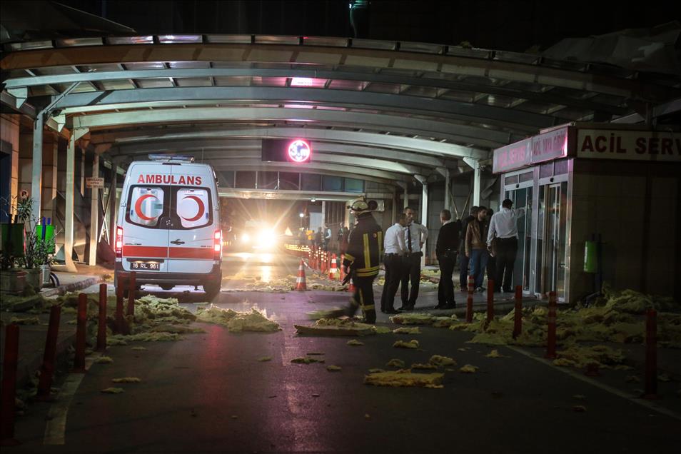 Bursa'da kuvvetli lodos