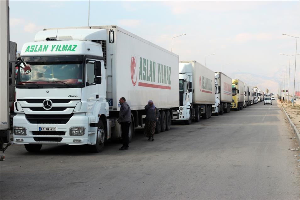 Gürbulak Gümrük Kapısı'nda 11 kilometrelik tır kuyruğu