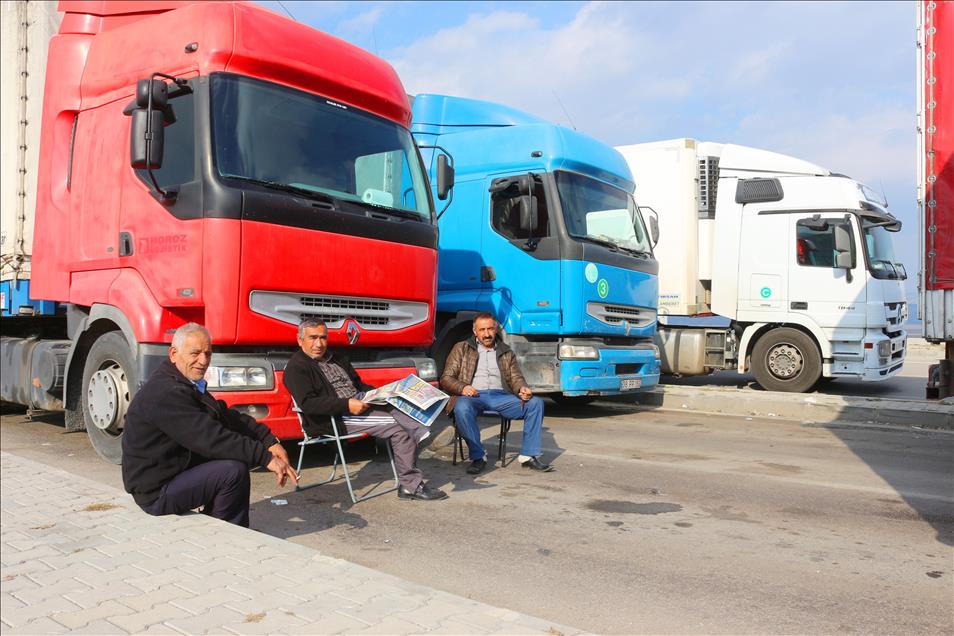 Gürbulak Gümrük Kapısı'nda 11 kilometrelik tır kuyruğu