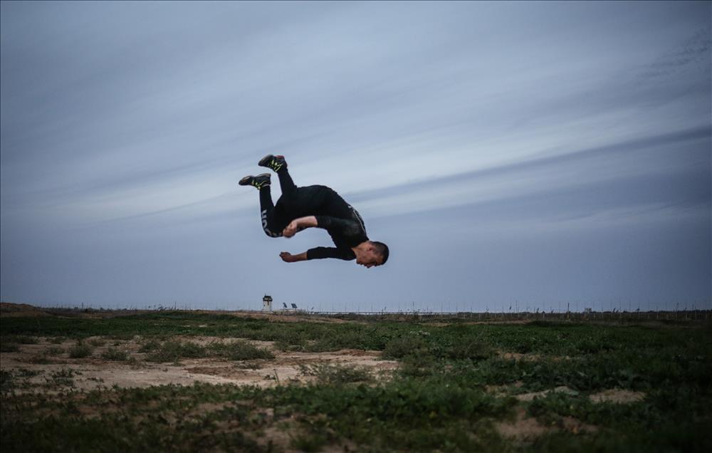Gazze sınırında parkur sporu