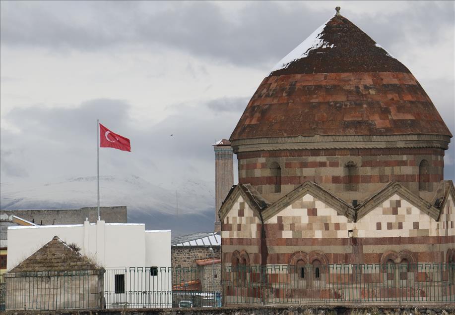 Erzurum'un tarihi eserleri gün yüzüne çıkartıldı