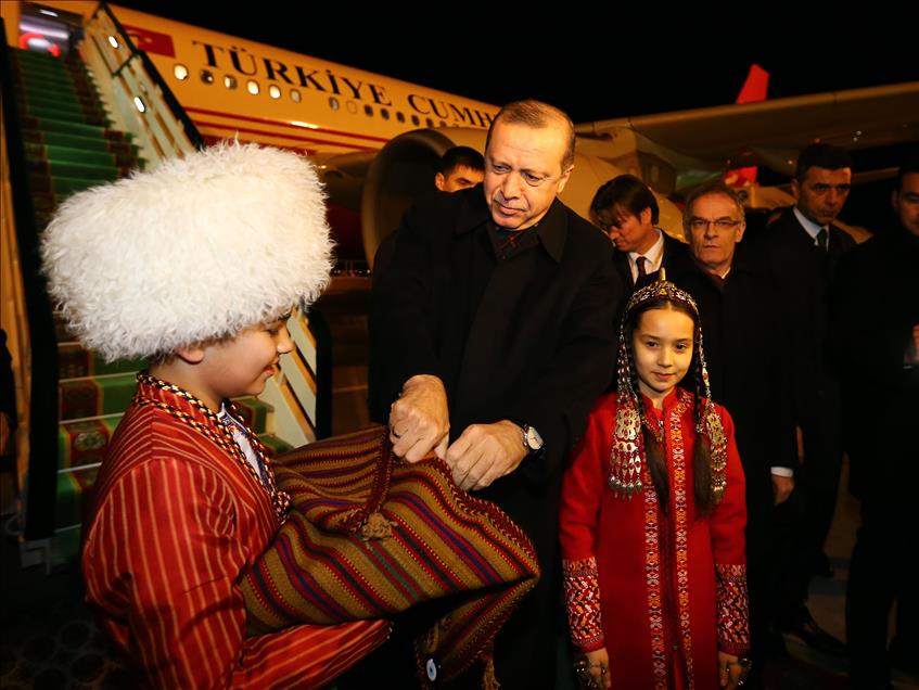 Cumhurbaşkanı Erdoğan Türkmenistan'da