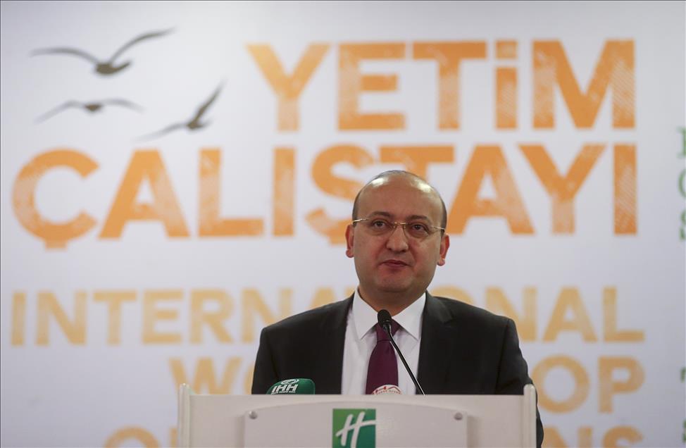 Başbakan Yardımcısı Akdoğan