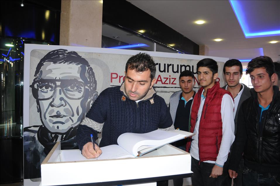 Nobel ödüllü Sancar için memleketinde anı defteri açıldı