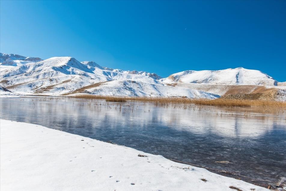 Eğrigöl kışın da fotoğraf tutkunlarını ağırlıyor