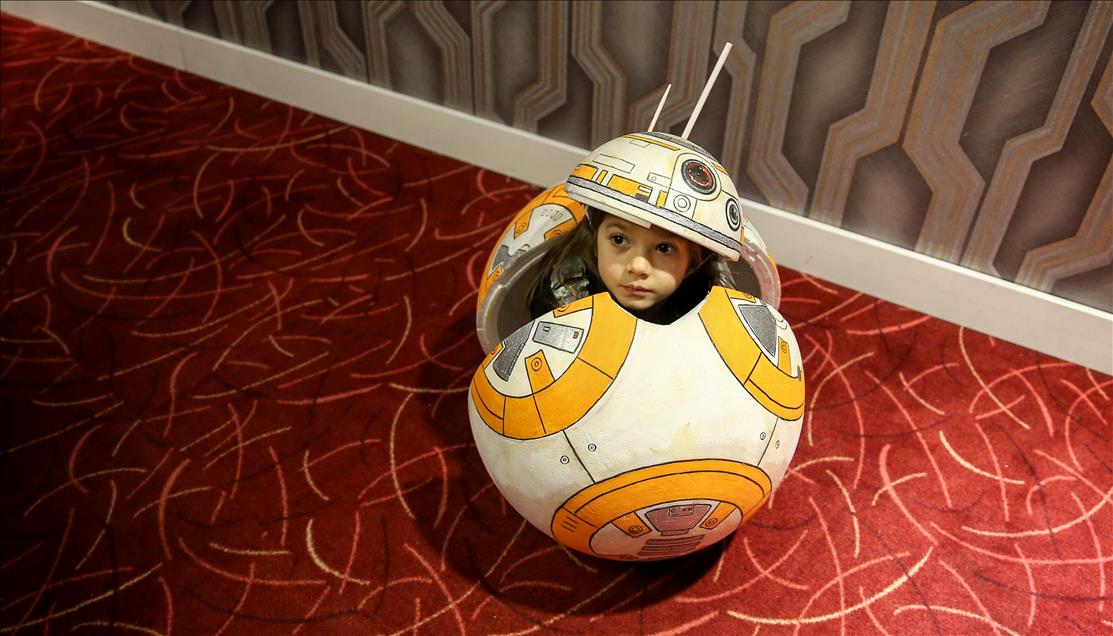 Star Wars ''Güç Uyanıyor''un özel gösterimi yapıldı