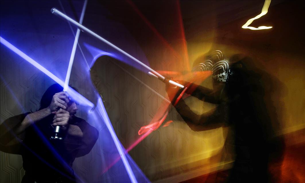 Star Wars ''Güç Uyanıyor''un özel gösterimi yapıldı