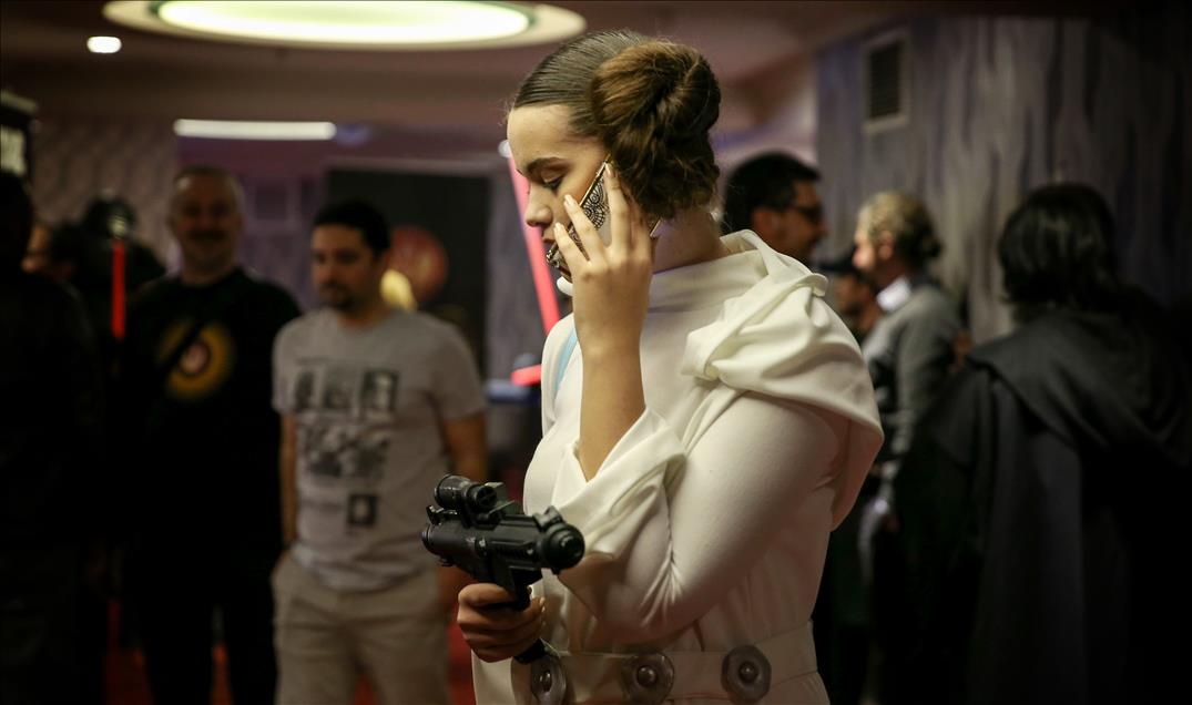 Star Wars ''Güç Uyanıyor''un özel gösterimi yapıldı