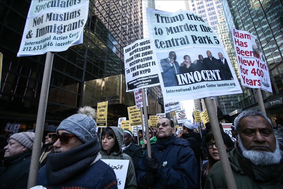 Cumhuriyetçi aday Trump New York'ta protesto edildi