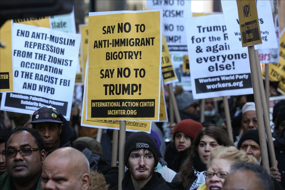 Cumhuriyetçi aday Trump New York'ta protesto edildi