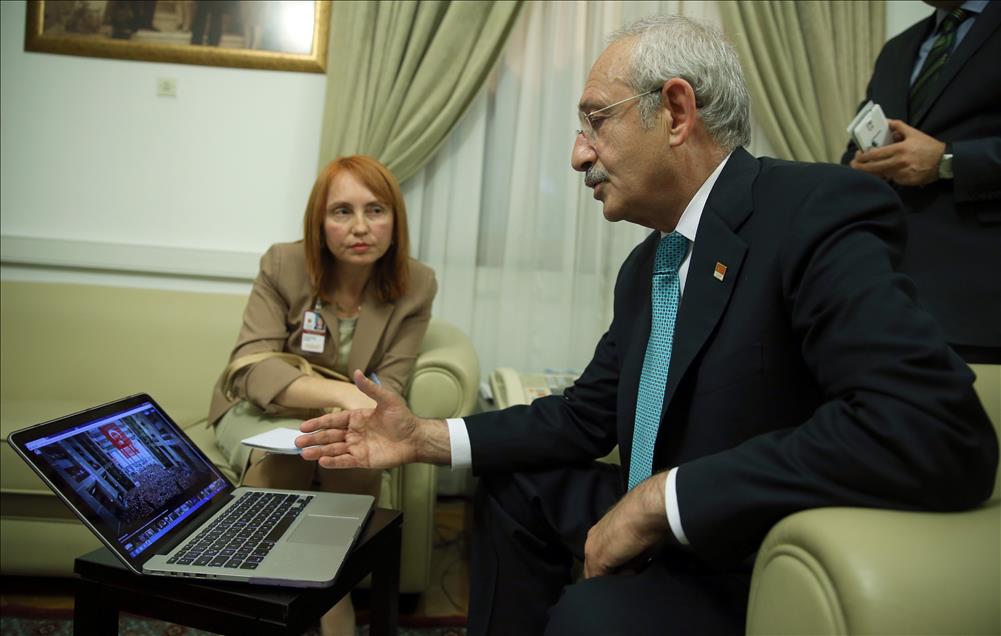 CHP Genel Başkanı Kılıçdaroğlu, AA'nın "Yılın Fotoğrafları" oylamasına katıldı