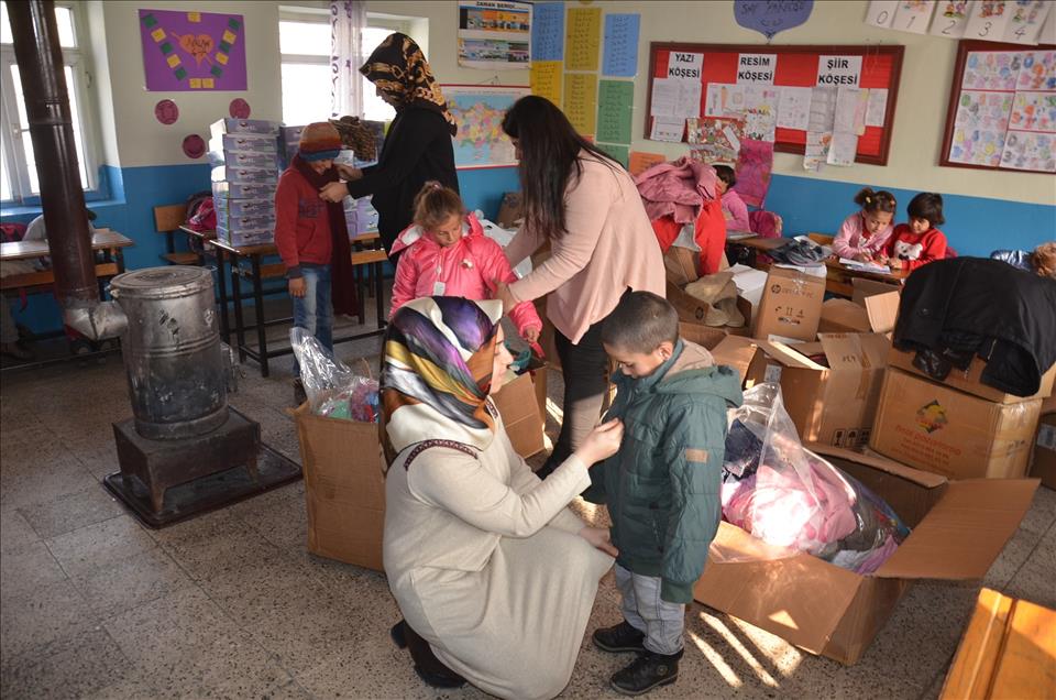 "Çalıkuşları" üşüyen çocukların umudu oldu