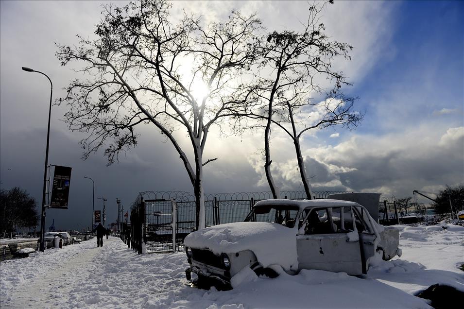 بارش برف در استانبول