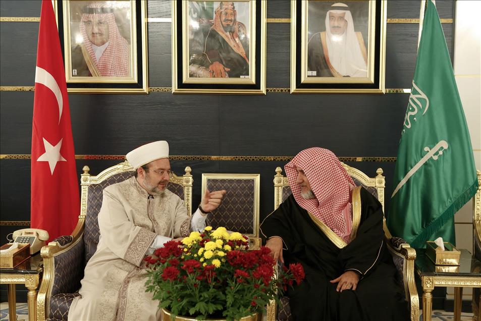 Diyanet İşleri Başkanı Görmez Suudi Arabistan'da