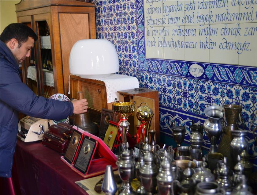 "Taş mektep" yıllara meydan okuyor