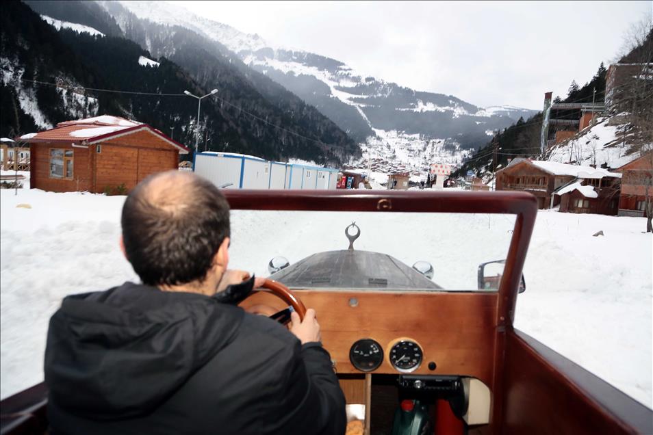 Uzungöl'ün maskotu "tahta araba" kış testini geçti