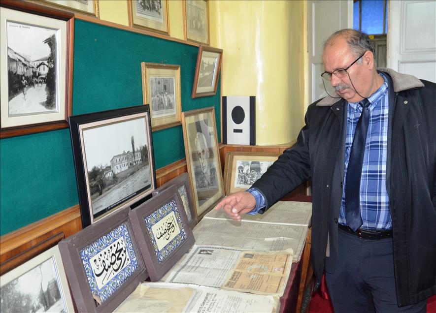 "Taş mektep" yıllara meydan okuyor