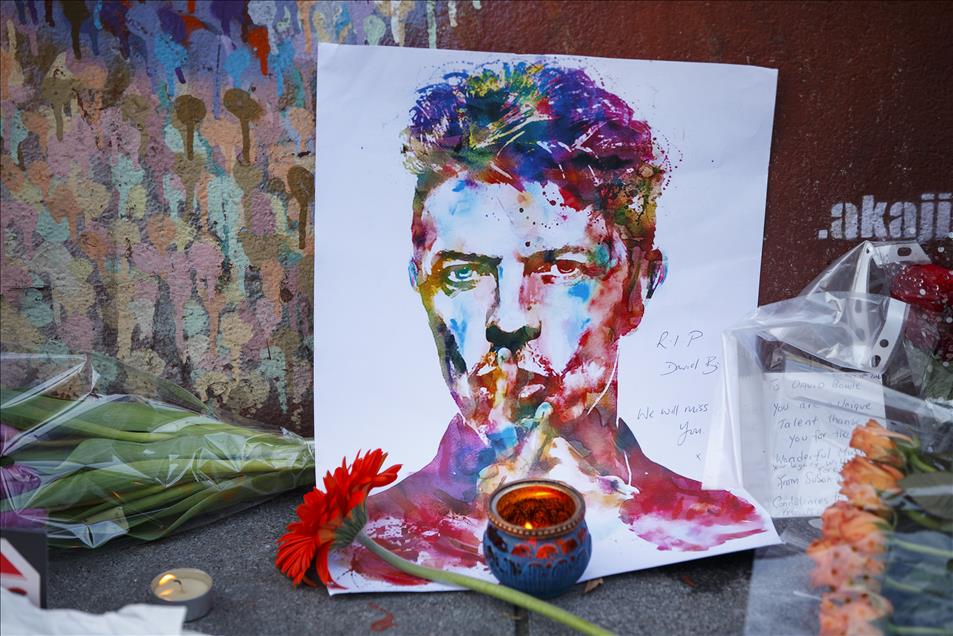 David Bowie mural in London