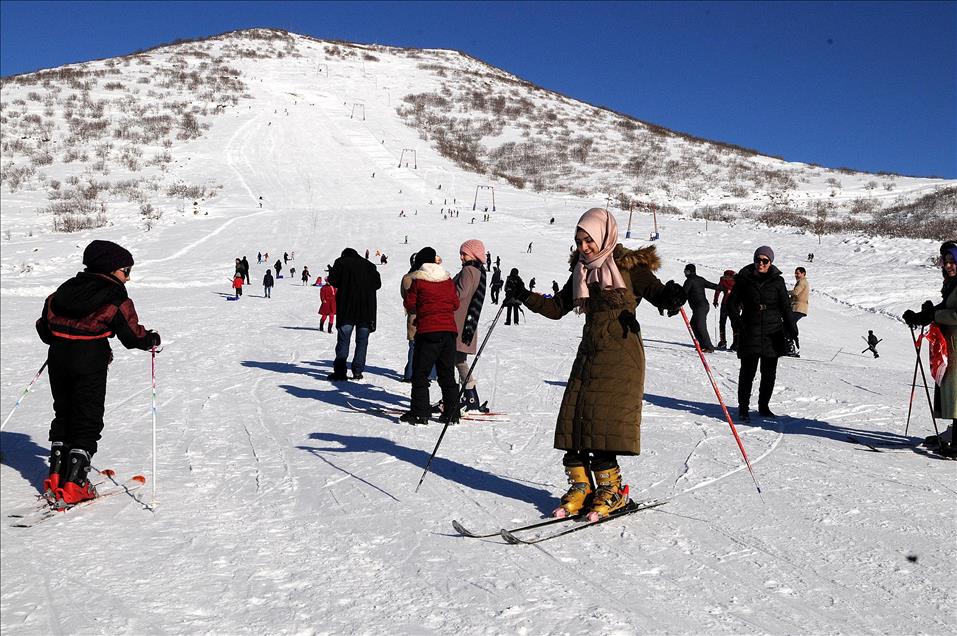 Yolçatı Kayak Merkezi'nde sezon başladı
