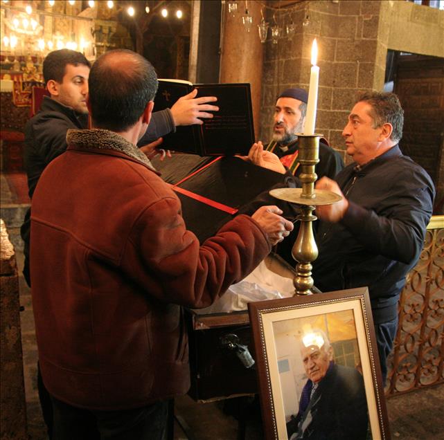 65 yıl sonra nikaha kavuşan Ermeni asıllı çift