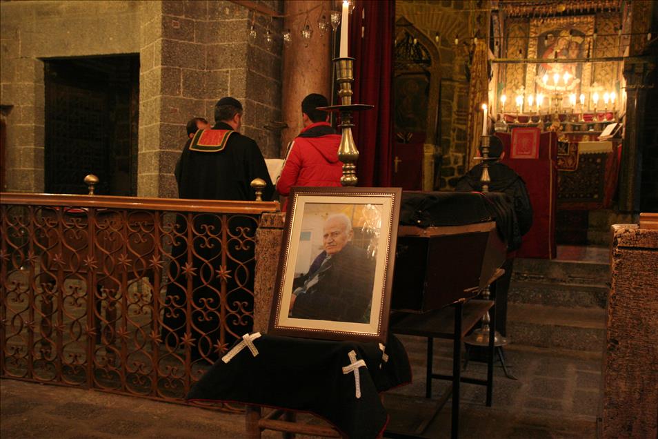 65 yıl sonra nikaha kavuşan Ermeni asıllı çift