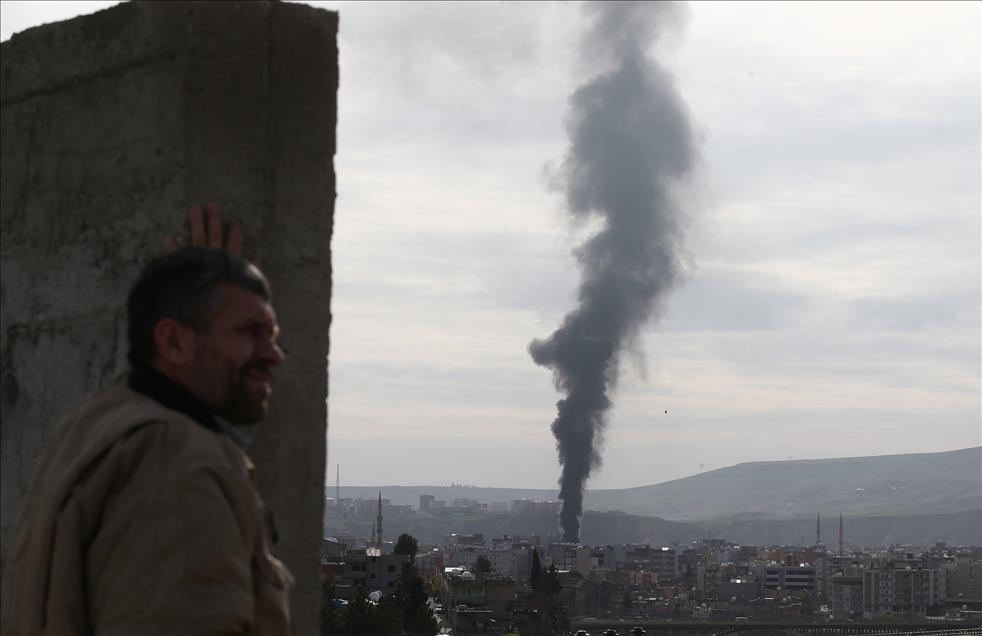 Cizre'de terör örgütü PKK'ya yönelik "Şehit Jandarma Astsubay Kıdemli Çavuş Burak Demirci" operasyonu sürüyor.