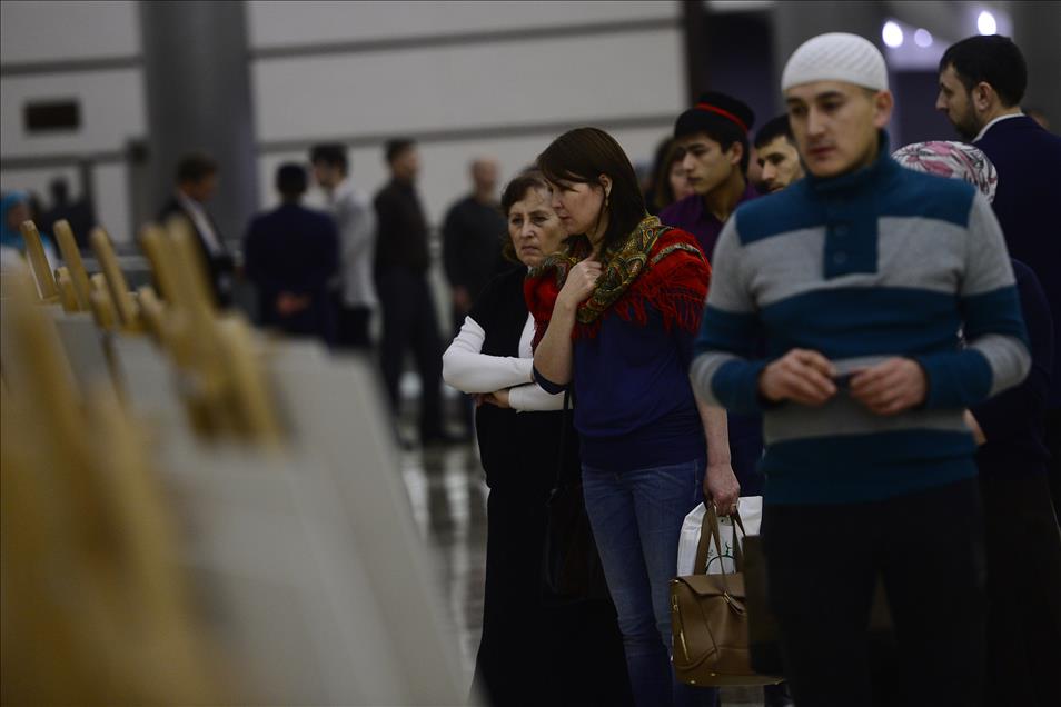 Hazreti Muhammed'in saçı Moskova'da ziyarete açıldı