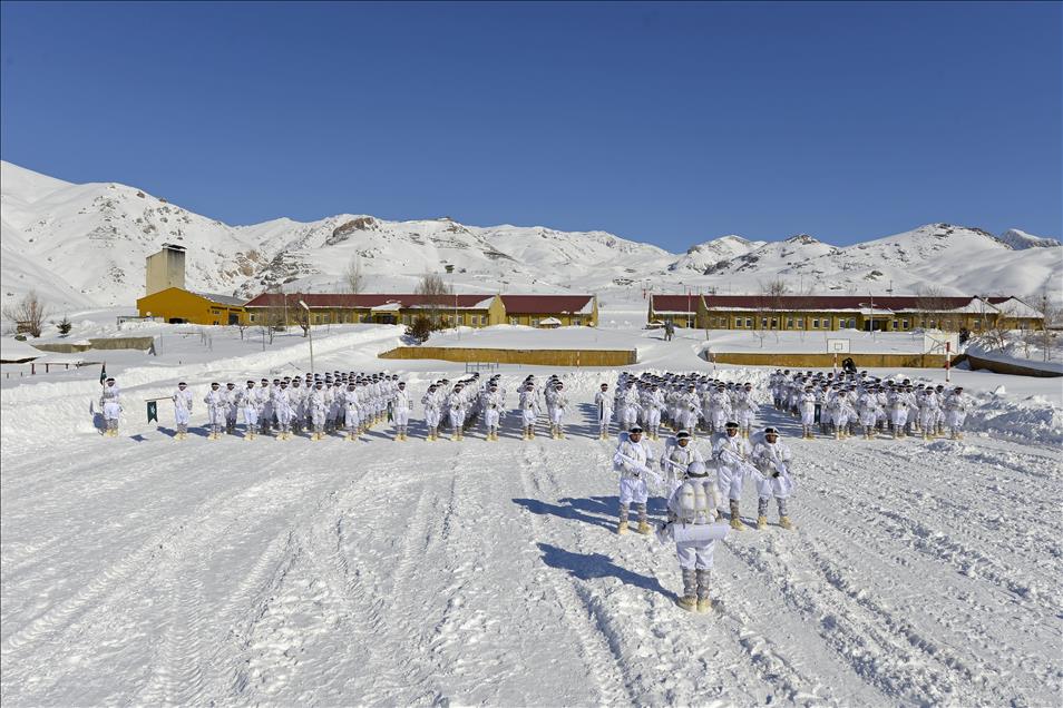 Eksi 20'de vatan savunması