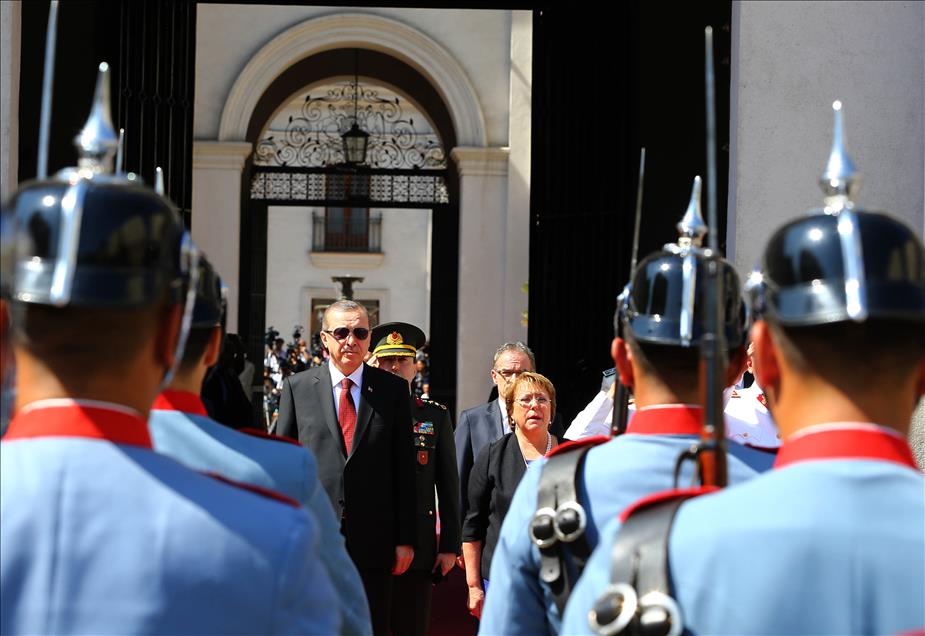 مراسم استقبال رسمية لأردوغان في تشيلي
