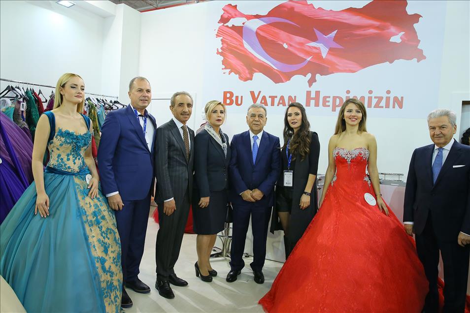 Gelinlikte modanın kalbi İzmir'de atıyor