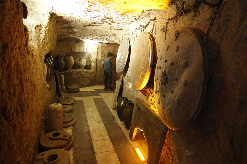 Satmaya kıyamadığı antika eşyaları müzede sergiliyor