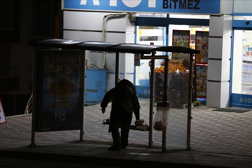 Bomba oyunu karakolda bitti