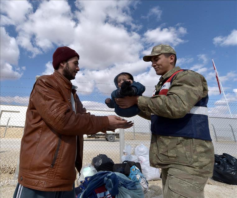 Bayırbucak bölgesinden kaçanlar Türkiye'ye sığınıyor