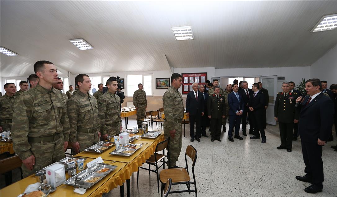 Başbakan Davutoğlu Erzincan'da