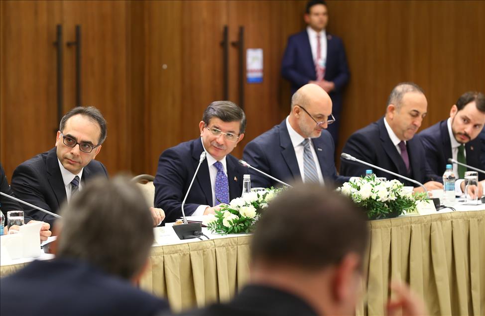 Başbakan Davutoğlu Ukrayna'da