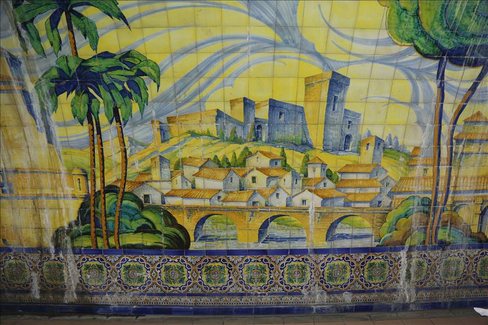 Buenos Aires metrosunda Endülüs Sanatı