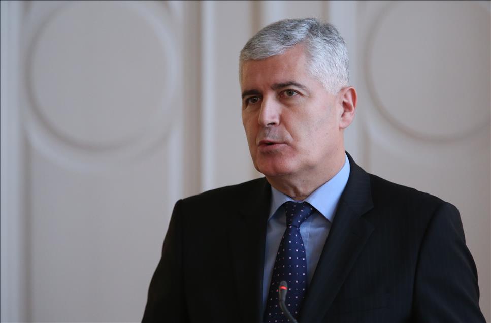 Predsjednik Albanije Nishani u Predsjedništvu BiH: Želja mi je da BiH prizna Kosovo