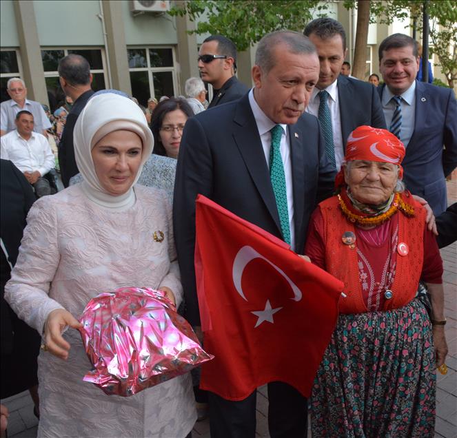 Cumhurbaşkanı Erdoğan'dan kadınlara özel 8 Mart resepsiyonu