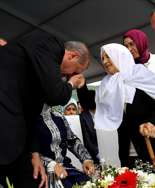 Cumhurbaşkanı Erdoğan'dan kadınlara özel 8 Mart resepsiyonu